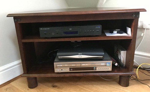 Solid corner unit stand - solid, tv